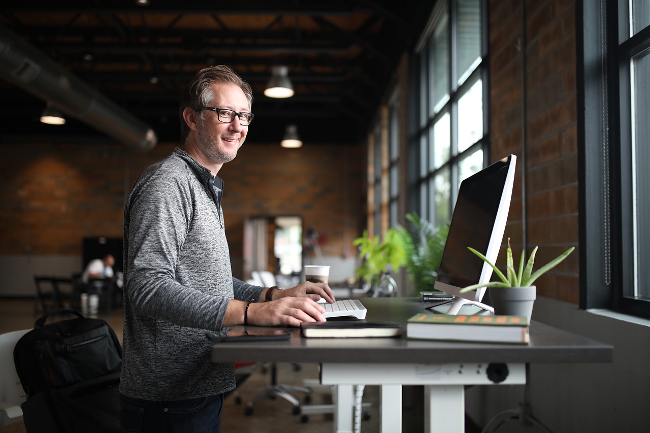 15 Proven Ways to Make Money with a Digital Business in 2025